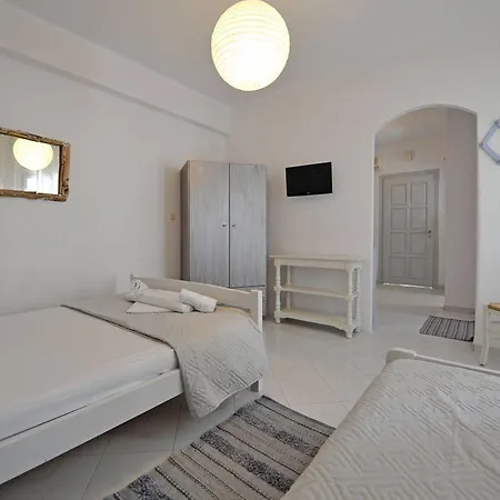 게스트하우스 Blue Bay Heliolithos 4*