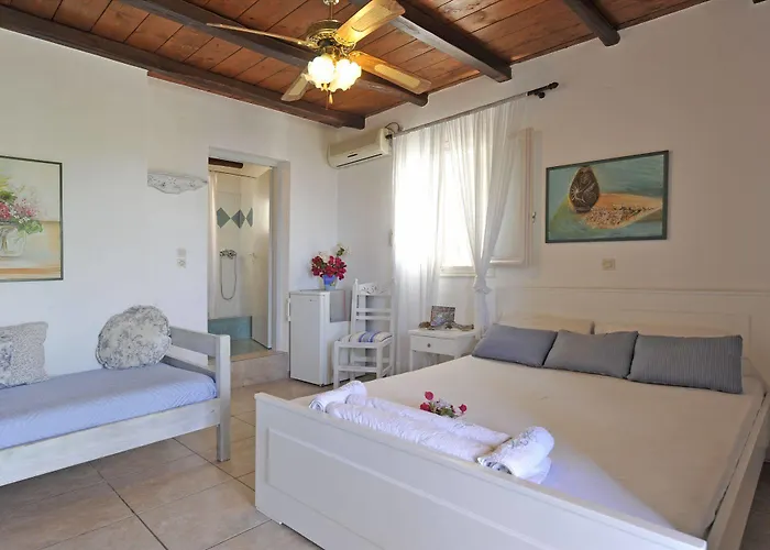 Blue Bay Heliolithos 4* Páros